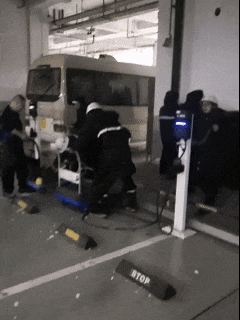 1726734663.gif 4.gif