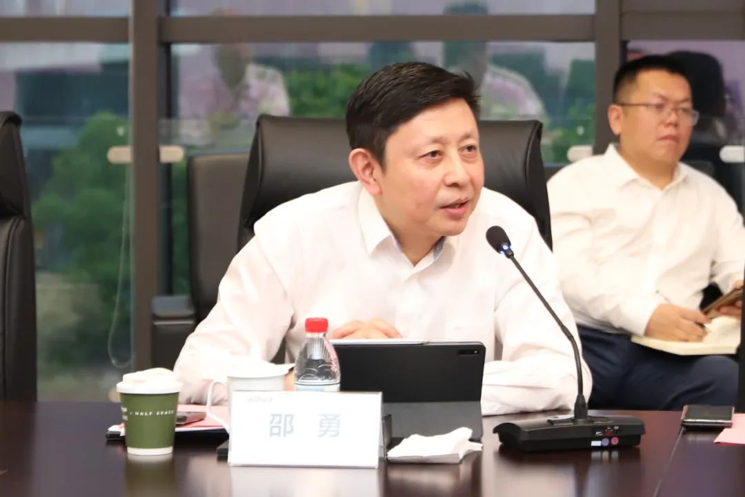 1747121348.jpg 4.jpg