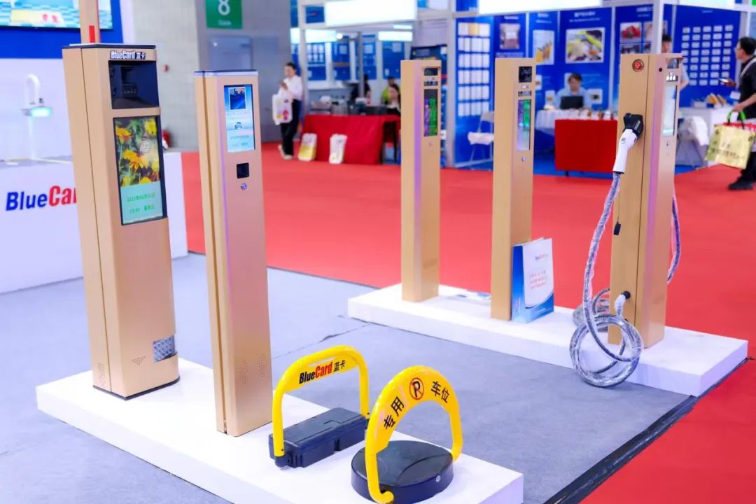 1749544403.jpg 2.jpg