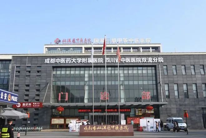 1753090182.jpg 2.jpg