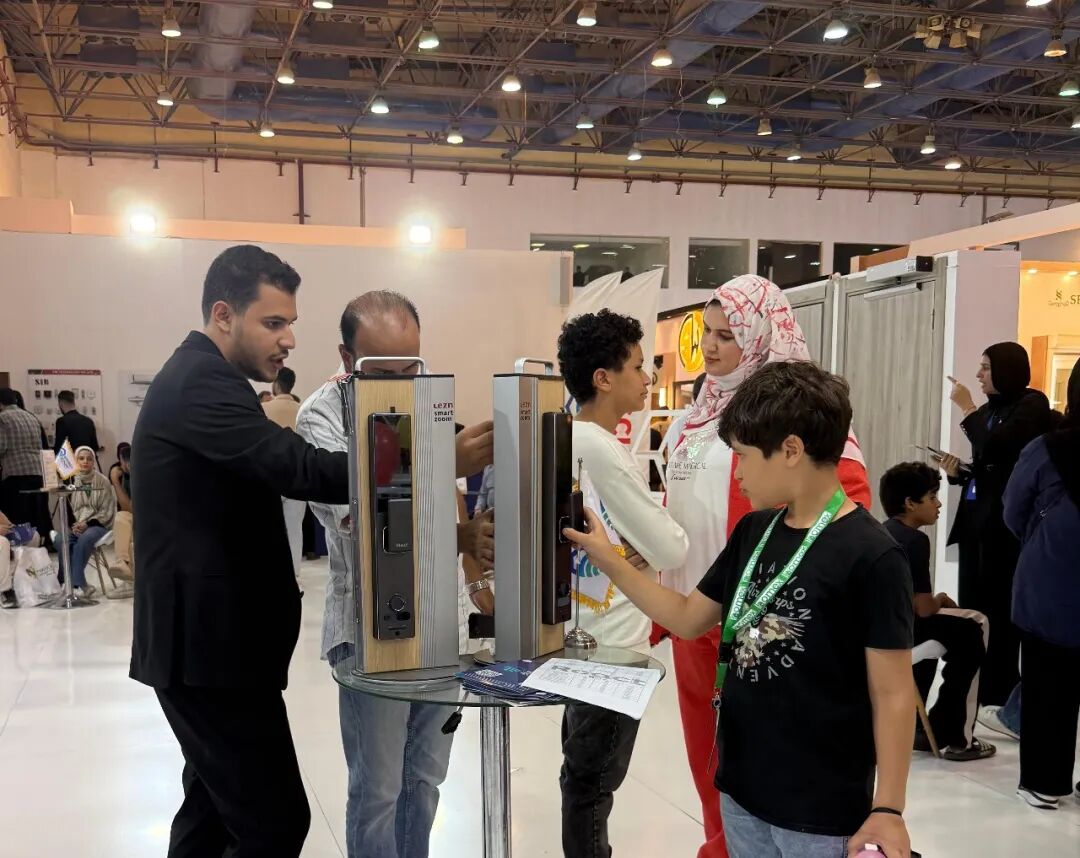 1762330904.jpg 6.jpg