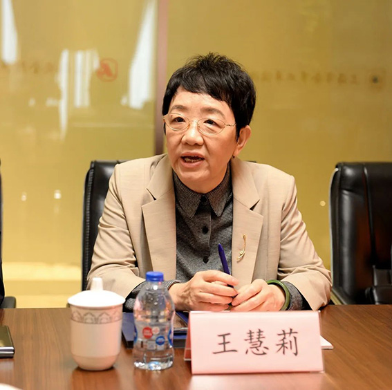 1696926415787481.jpg 安徽省安全技術防范行業(yè)協(xié)會理事長王慧莉w.jpg