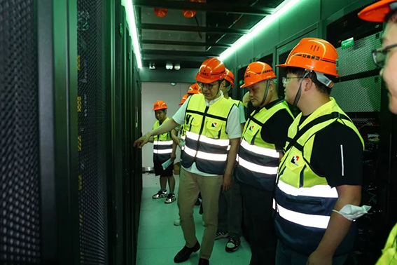 1701657648388103.jpg 8w.jpg