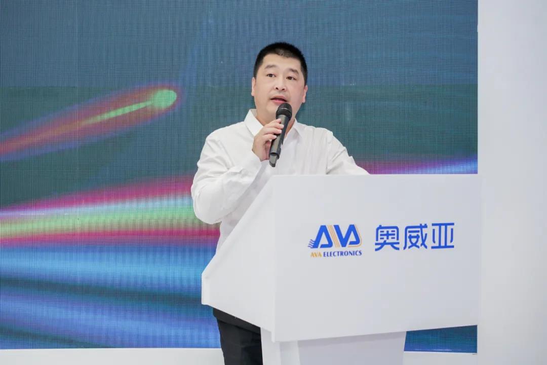 福建省漳州臺商投資區教育局信息中心主任江偉明.jpg 福建省漳州臺商投資區教育局信息中心主任江偉明.jpg